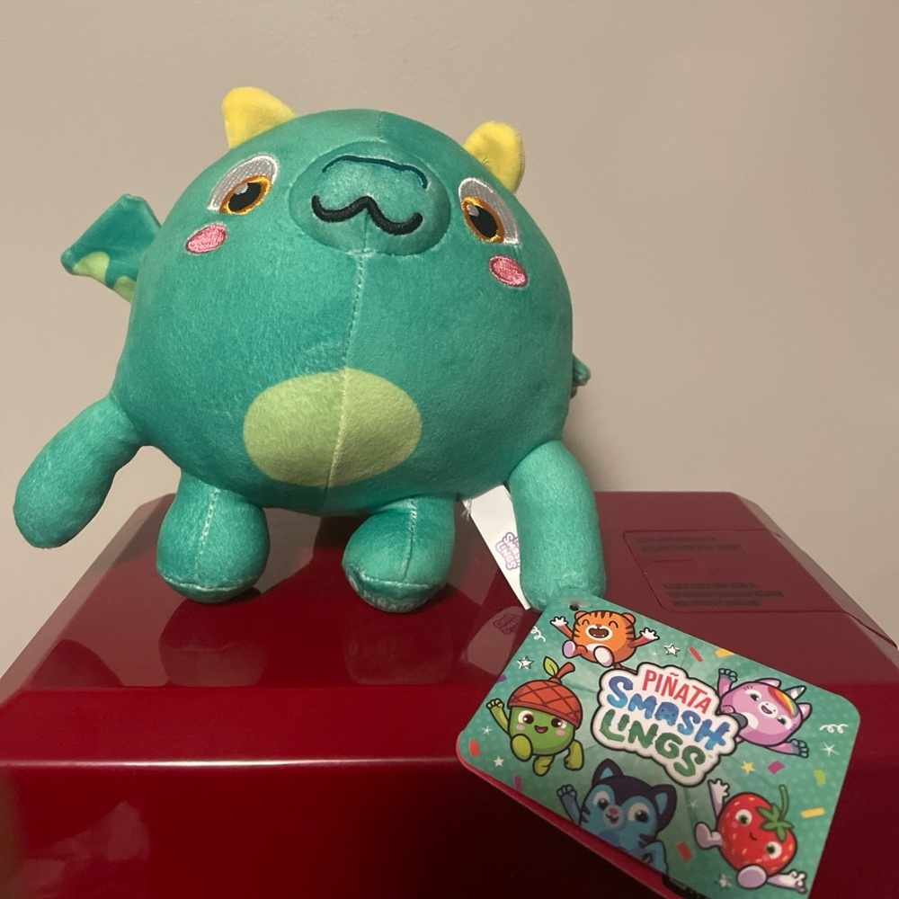 NWT Pinata Smashlings Blush Series 2 Plush Stuffed Toy Factory 6 Inch Toikido